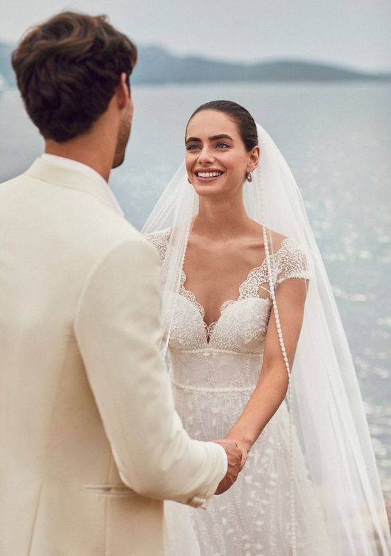 ICONIC ITALIAN WEDDING DRESS DESIGNERS